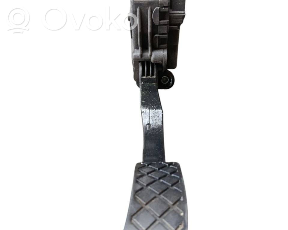 Audi A6 S6 C6 4F Akseleratora pedālis 