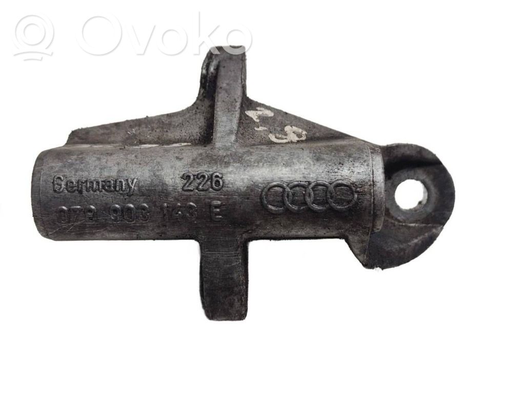 Audi A6 S6 C5 4B Engine mounting bracket 