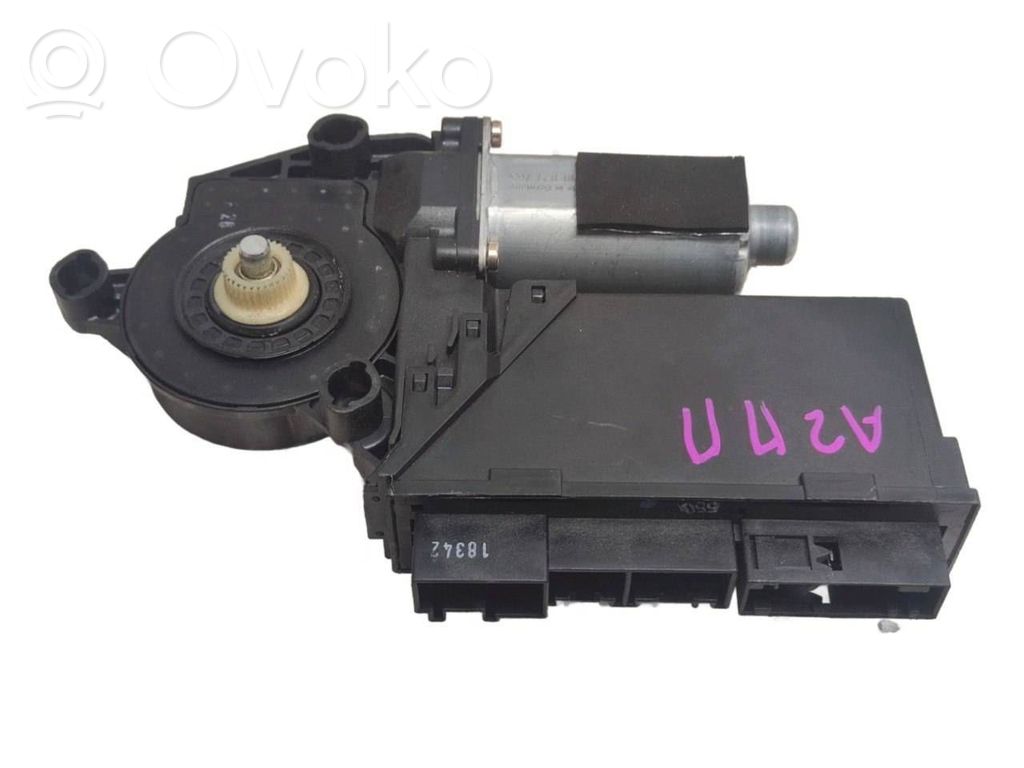 Audi A2 Motor del regulador de la ventanilla de la puerta delantera 