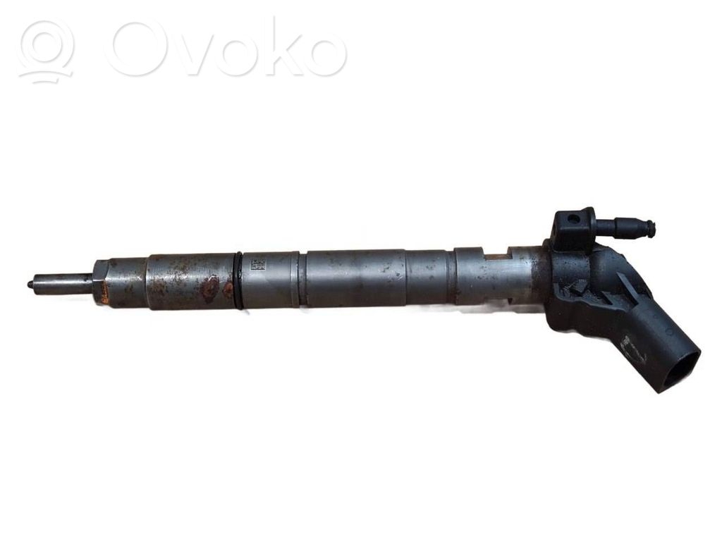 Audi A6 S6 C6 4F Fuel injector 