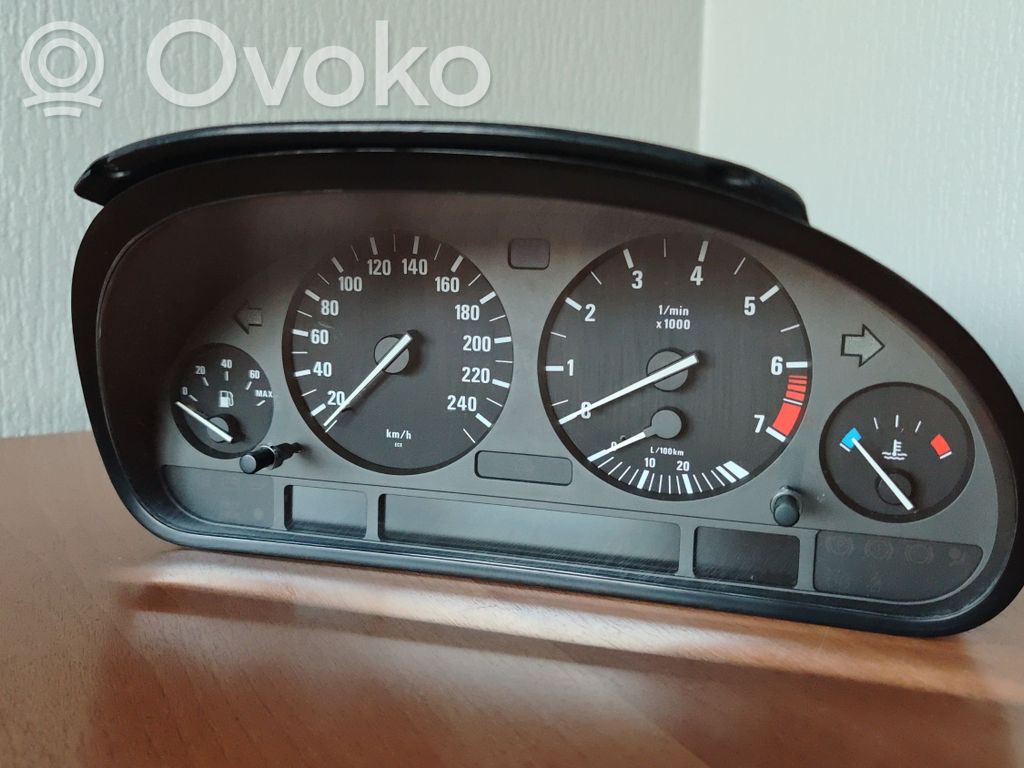 BMW 7 E38 Speedometer (instrument cluster) 