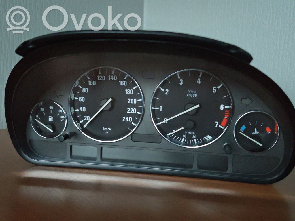 BMW 7 E38 Speedometer (instrument cluster) 