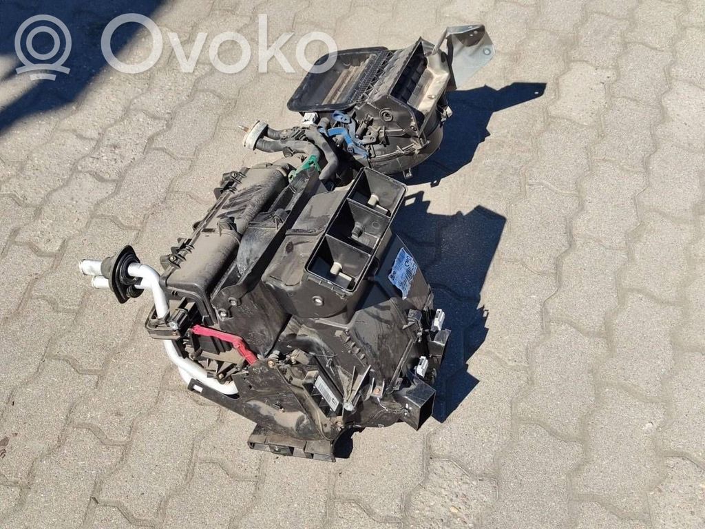 Audi A4 S4 B7 8E 8H Scatola climatizzatore riscaldamento abitacolo assemblata 