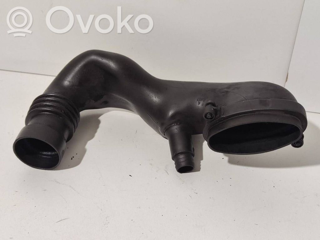 BMW 3 E90 E91 Air intake duct part 