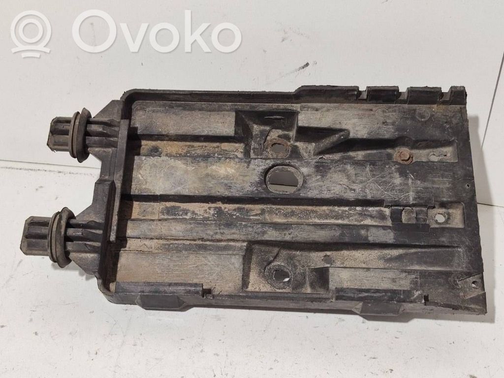 Volvo 850 Battery tray 