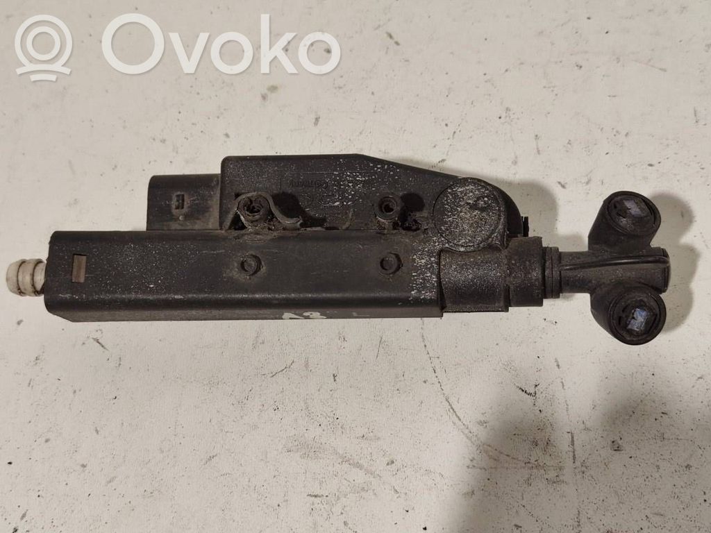 Buse de lave-phares   4E0955965A,A2C53018511