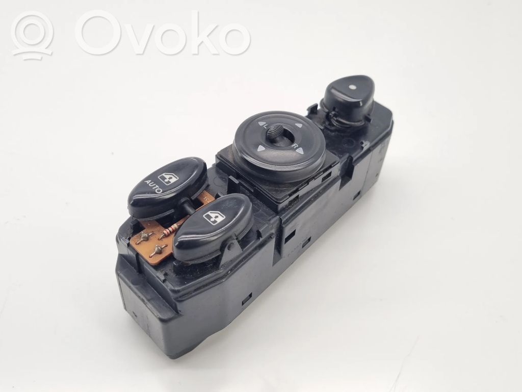 Hyundai Coupe Electric window control switch 