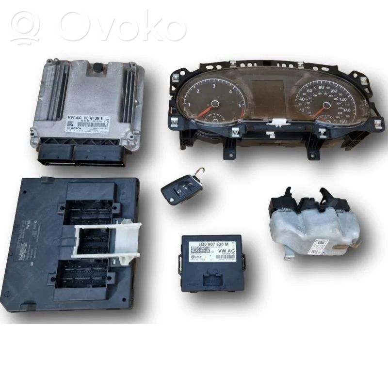 Komputer / Sterownik ECU i komplet kluczy   04L907309B,0281018510V