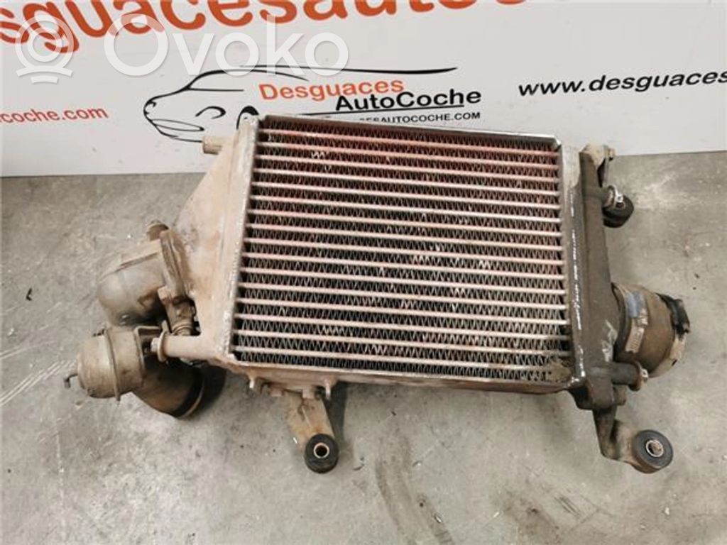 Starpdzesētāja radiators
