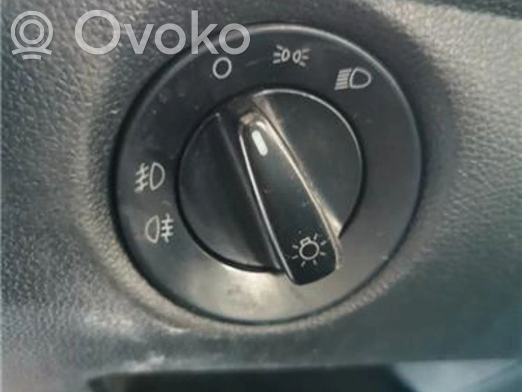 Light switch