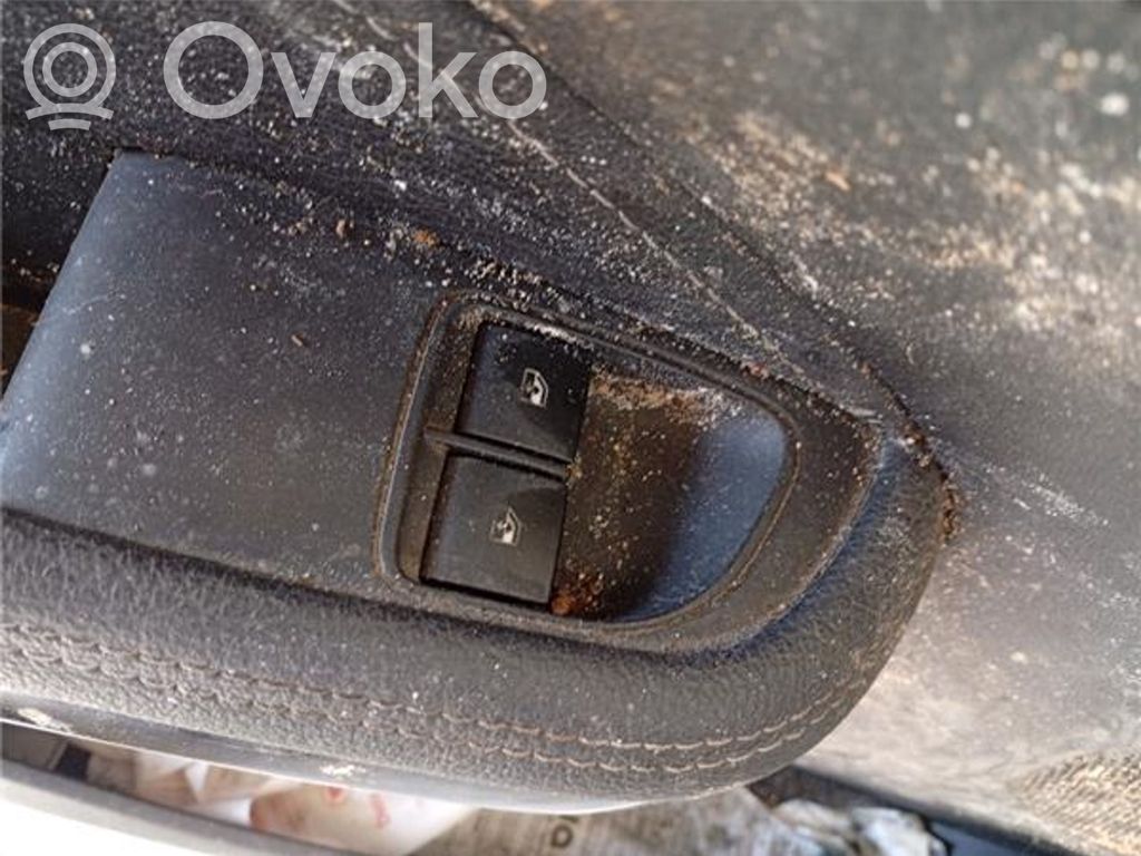 Interruptor del elevalunas eléctrico