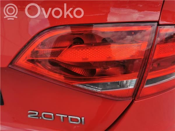 Lámpara de faros/luces traseros