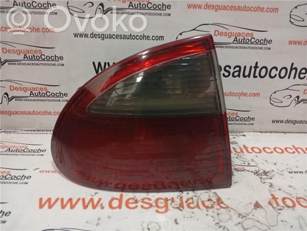 Lámpara de faros/luces traseros