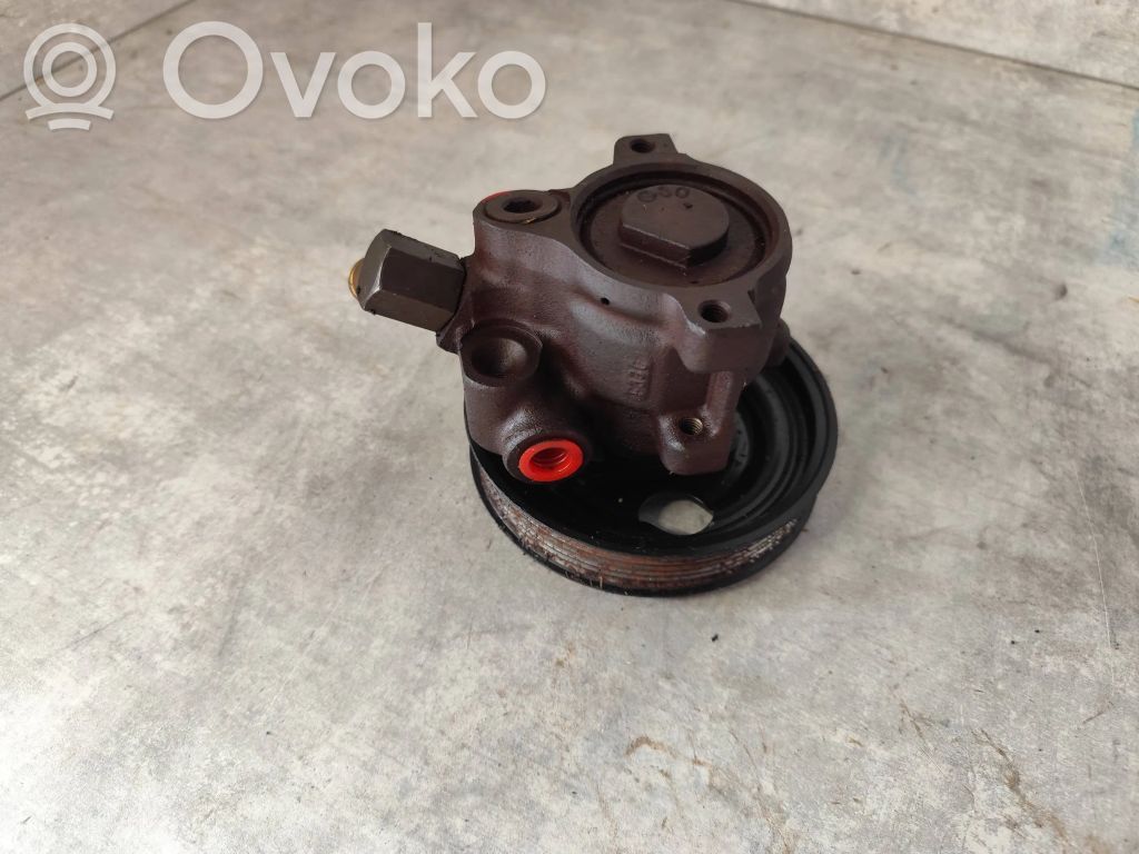 Ford Mondeo Mk III Power steering pump 