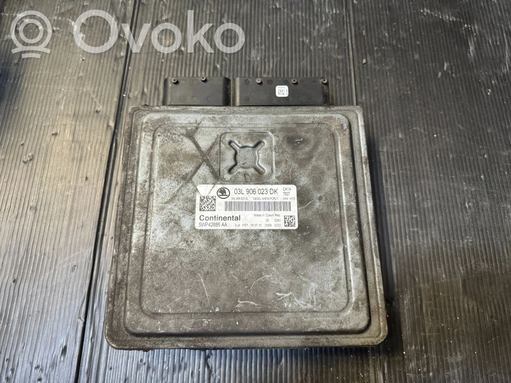 Skoda Fabia Mk2 (5J) Engine control unit/module 