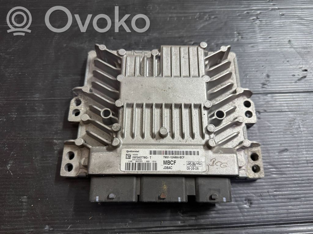 Ford Focus Engine control unit/module 