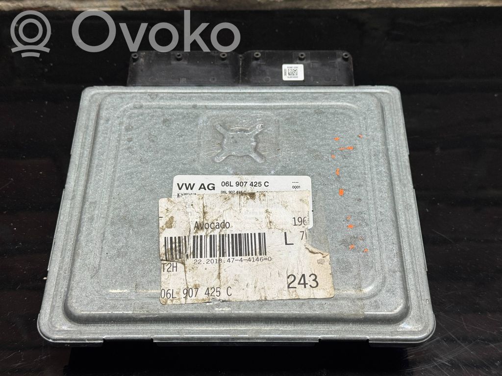 Engine control unit/module   06L907425C