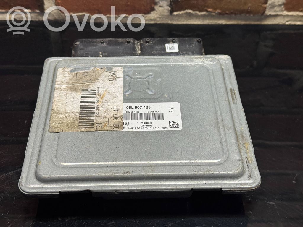 Audi A4 S4 B9 8W Engine control unit/module 