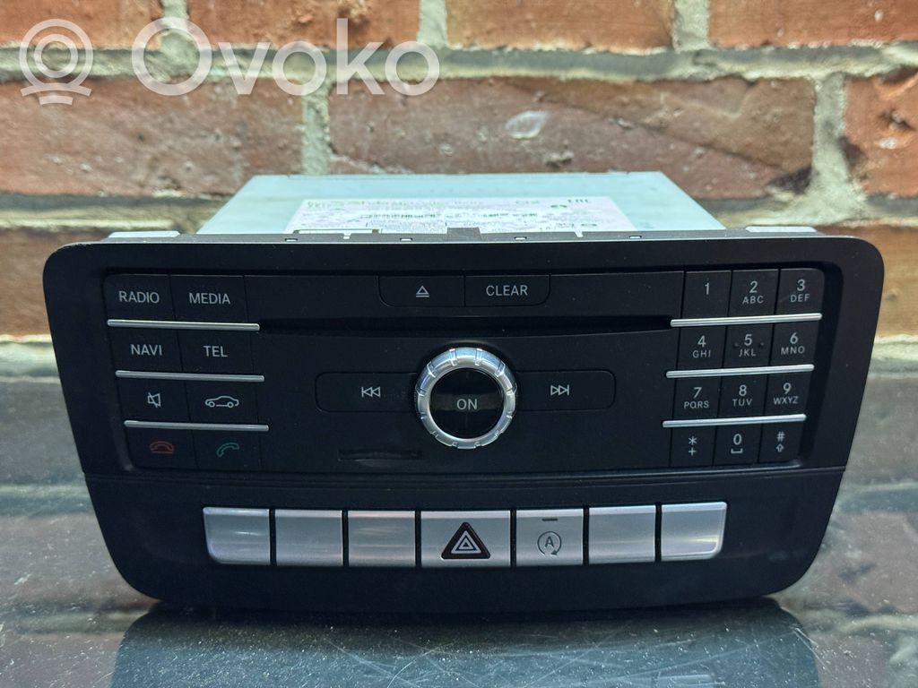 Mercedes-Benz B W246 W242 Panel / Radioodtwarzacz CD/DVD/GPS 