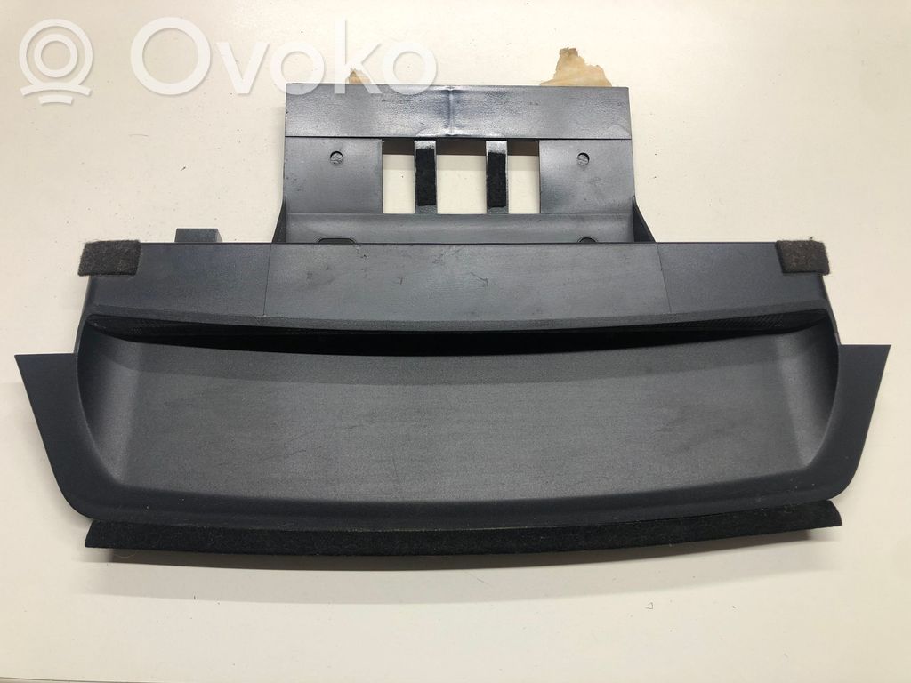 Volvo S60 Third/center stoplight 