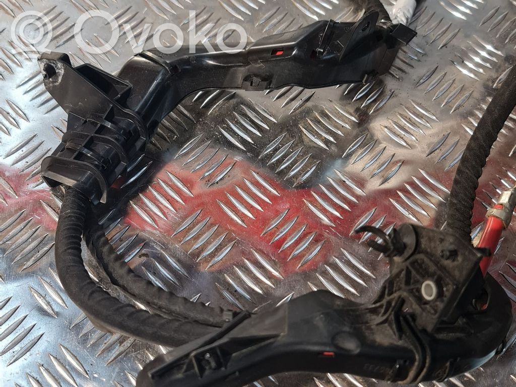 Volvo XC60 Cable positivo (batería) 