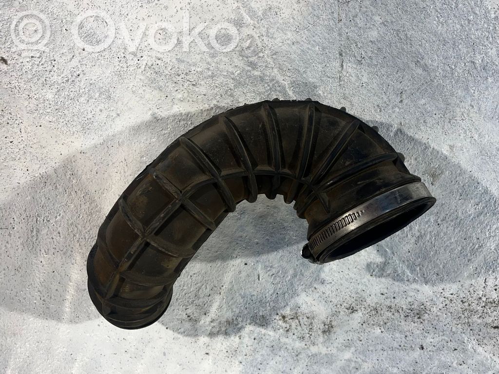 Volvo V70 Välijäähdyttimen letku 