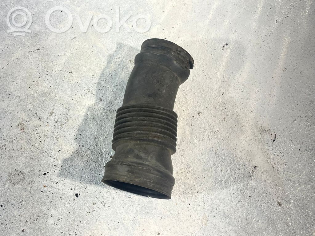 Volvo XC70 Air intake duct part 