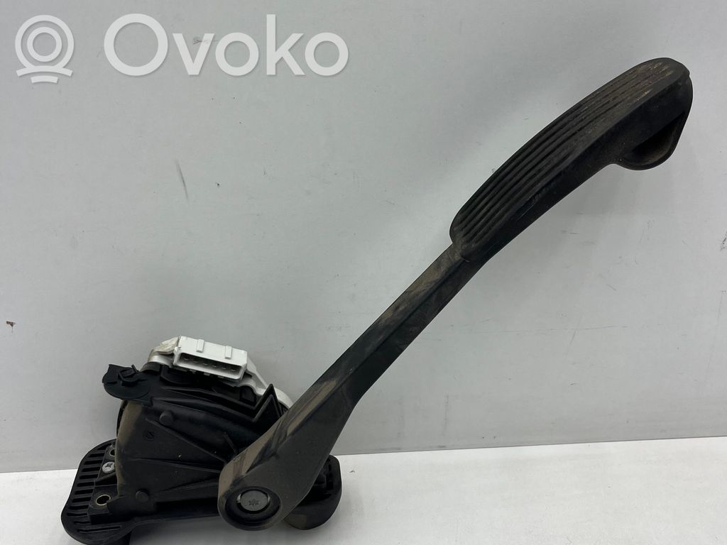 Volvo S80 Accelerator throttle pedal 
