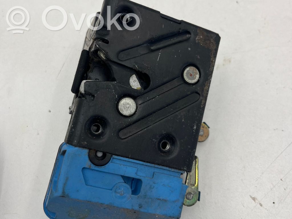 Volvo S80 Front door lock 