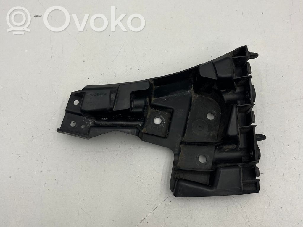 Volvo V60 Front bumper mounting bracket 