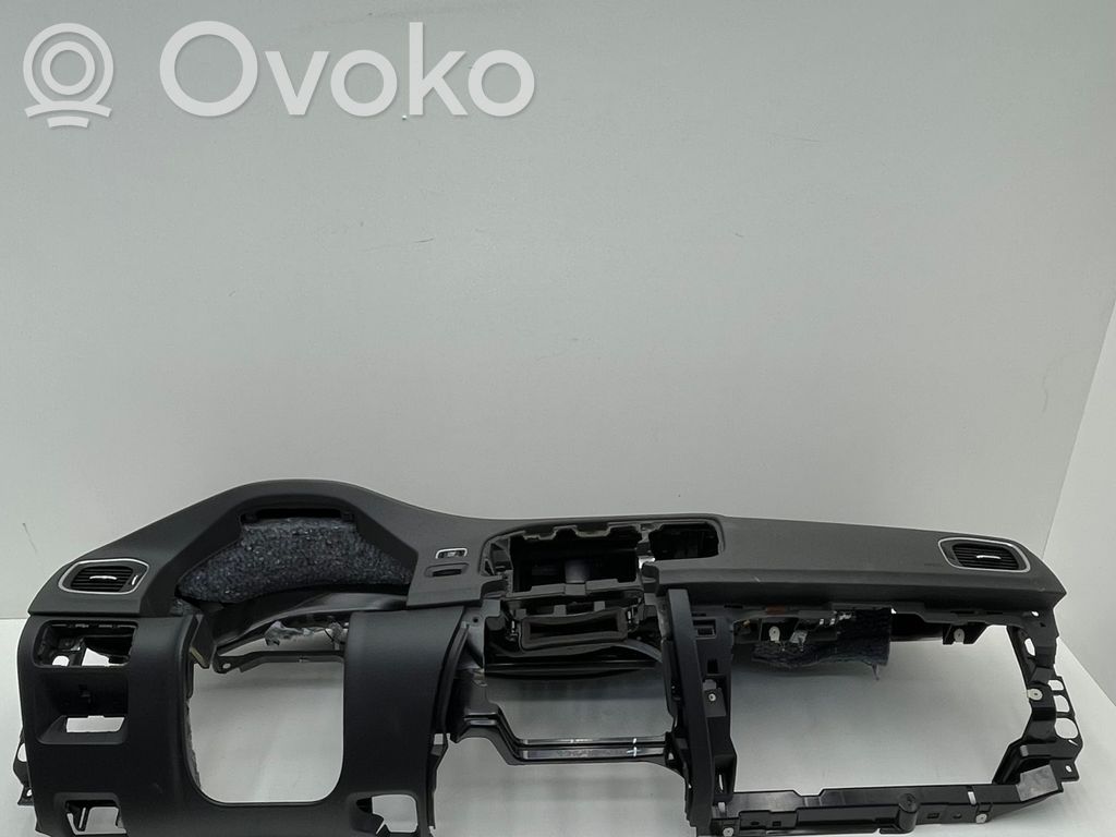 Volvo V60 Panelis 