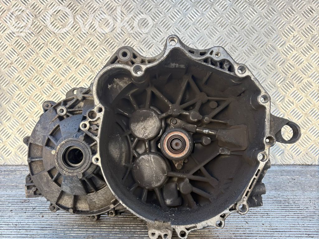 Volvo S80 Manual 5 speed gearbox 