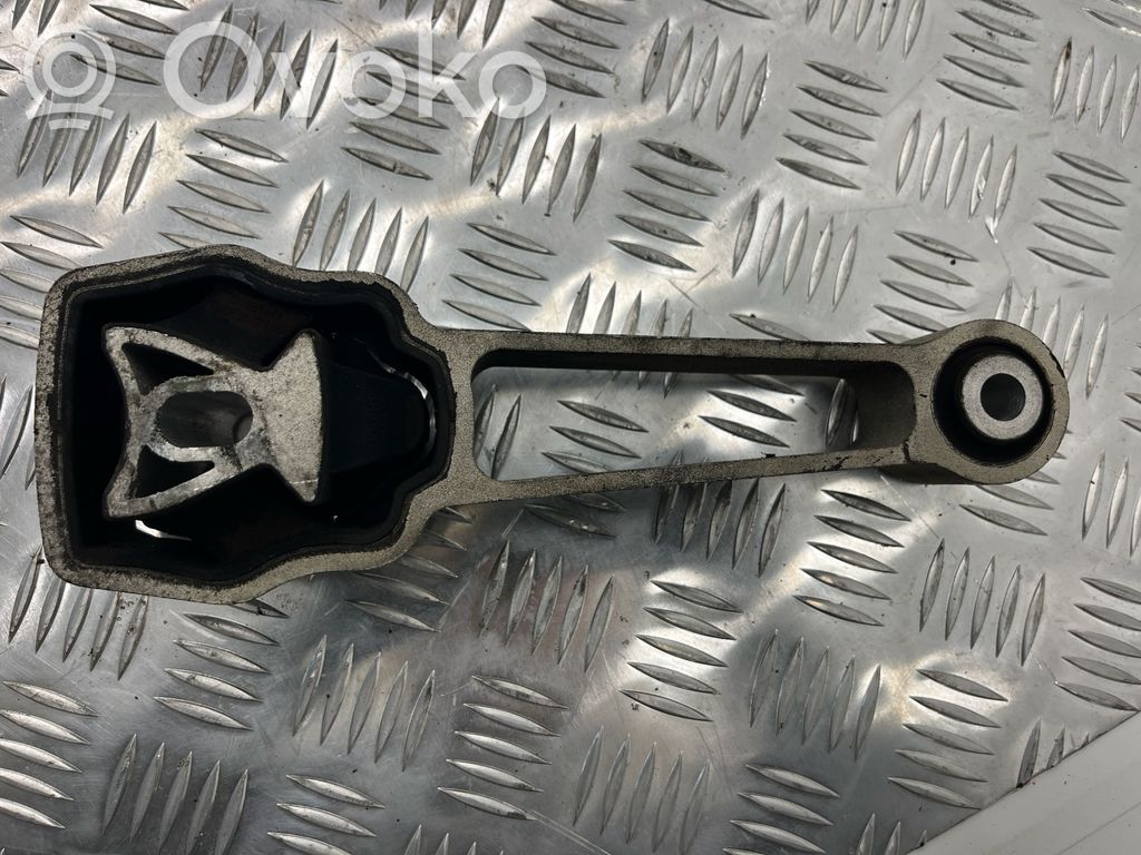 Volvo V60 Engine mount bracket 