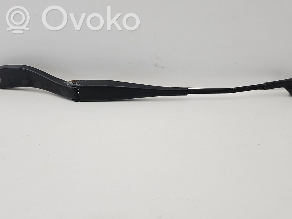 Volvo V50 Wischerarm vorne 