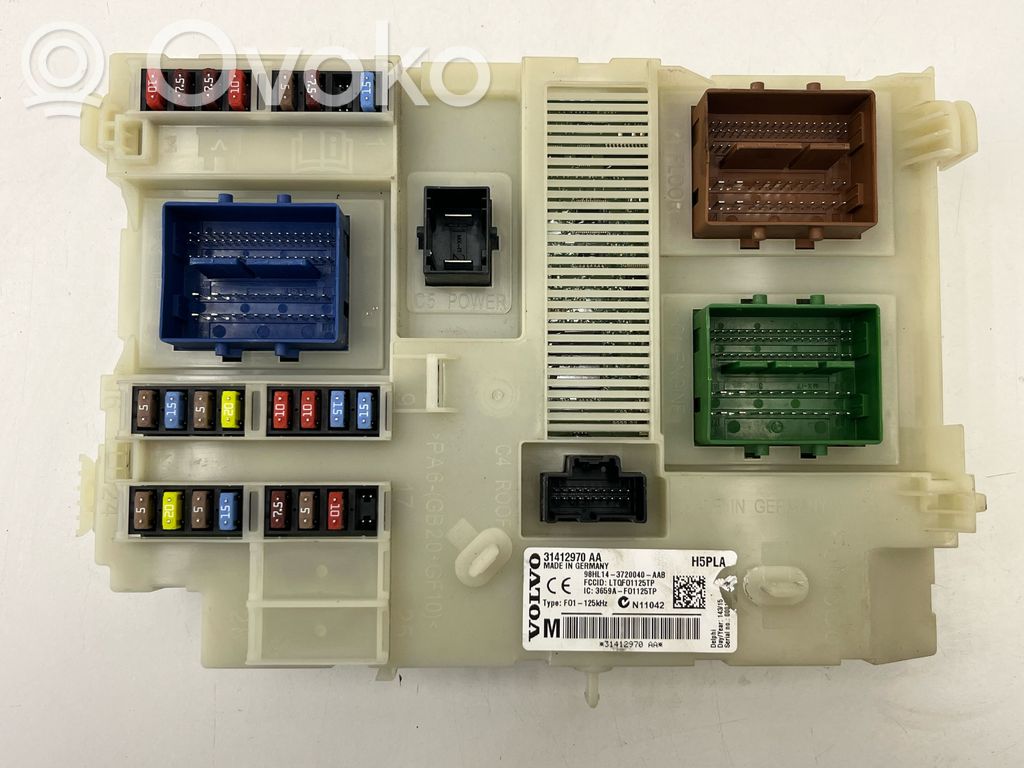 Volvo V60 Fuse module 