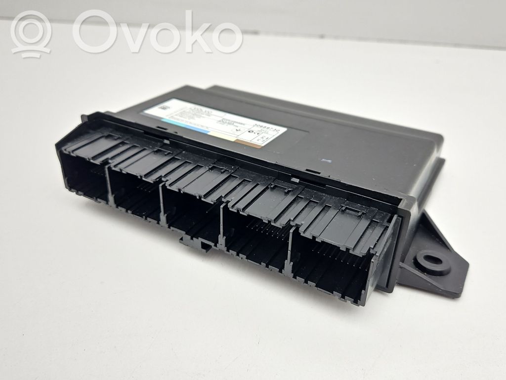 Volvo V60 Keyless (KESSY) go control unit/module 