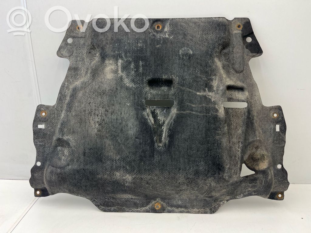 Volvo V60 Engine splash shield/under tray 