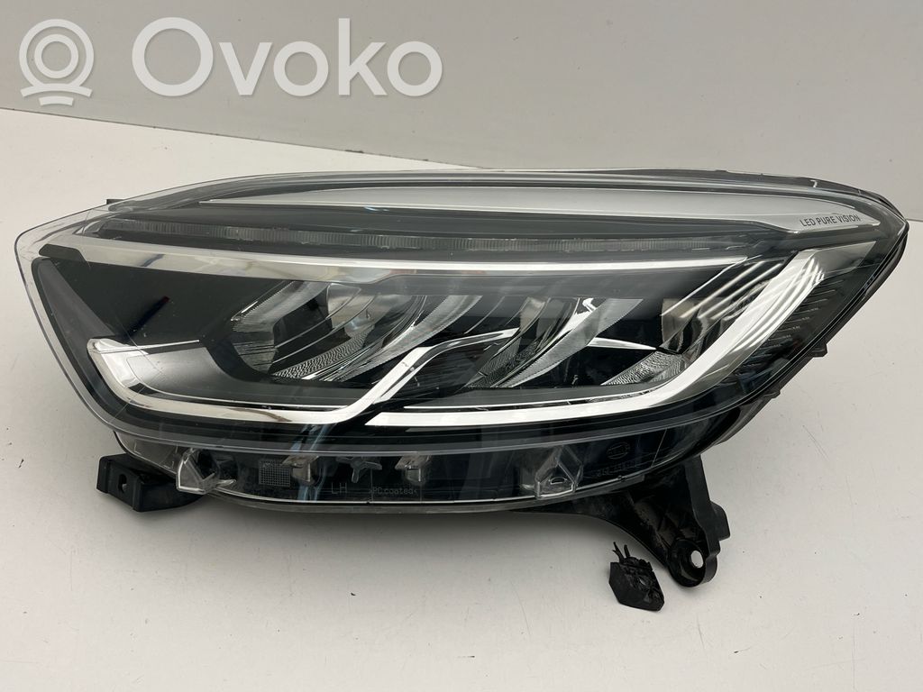 Renault Captur Headlight/headlamp 