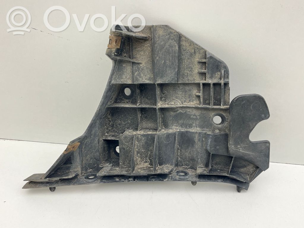 Volvo V70 Front bumper mounting bracket 