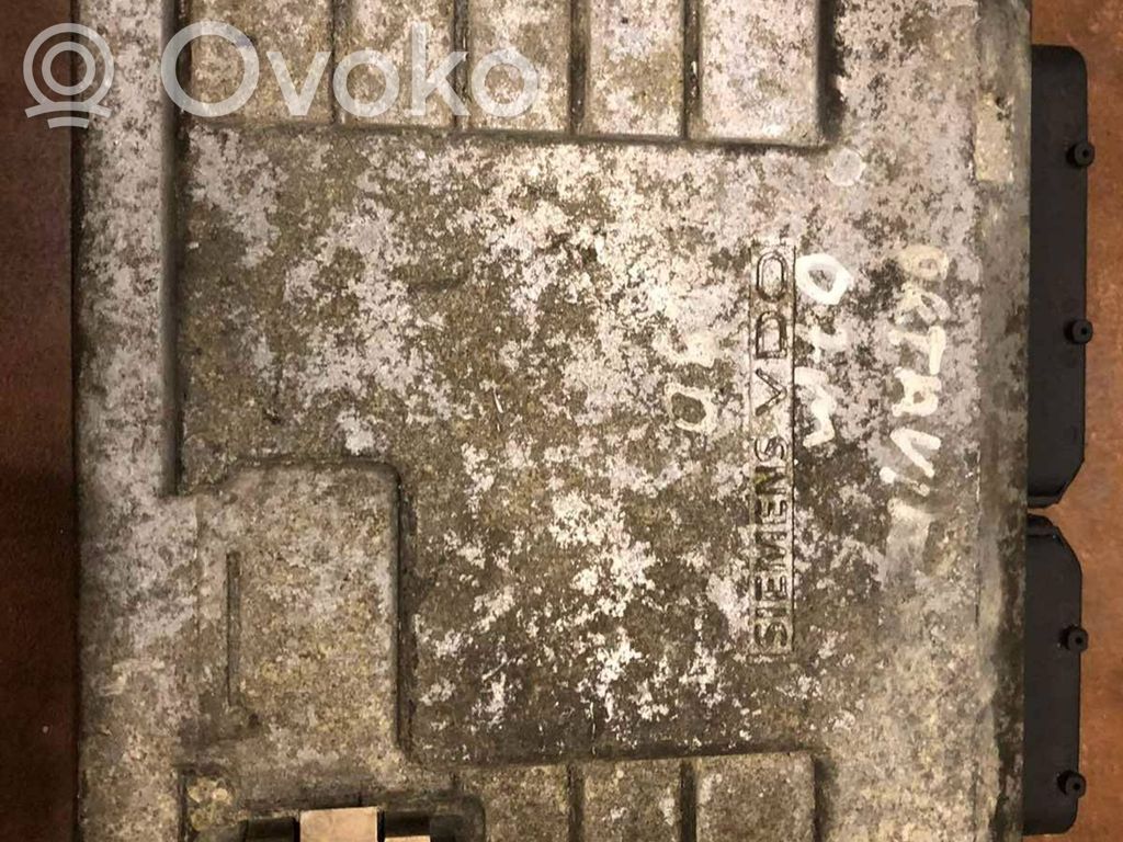 Skoda Octavia Mk2 (1Z) Engine control unit/module 