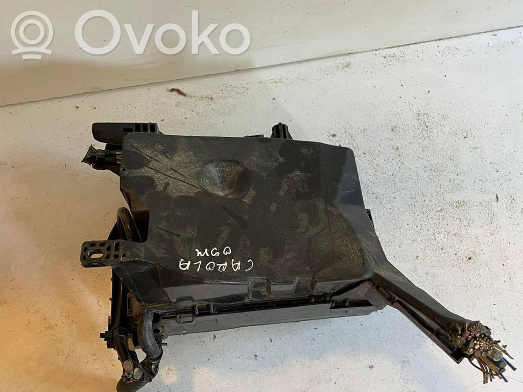 Toyota Corolla E140 E150 Juego de caja de fusibles 