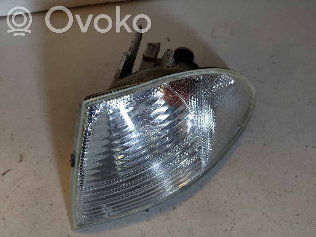 BMW 3 E46 Front indicator light 
