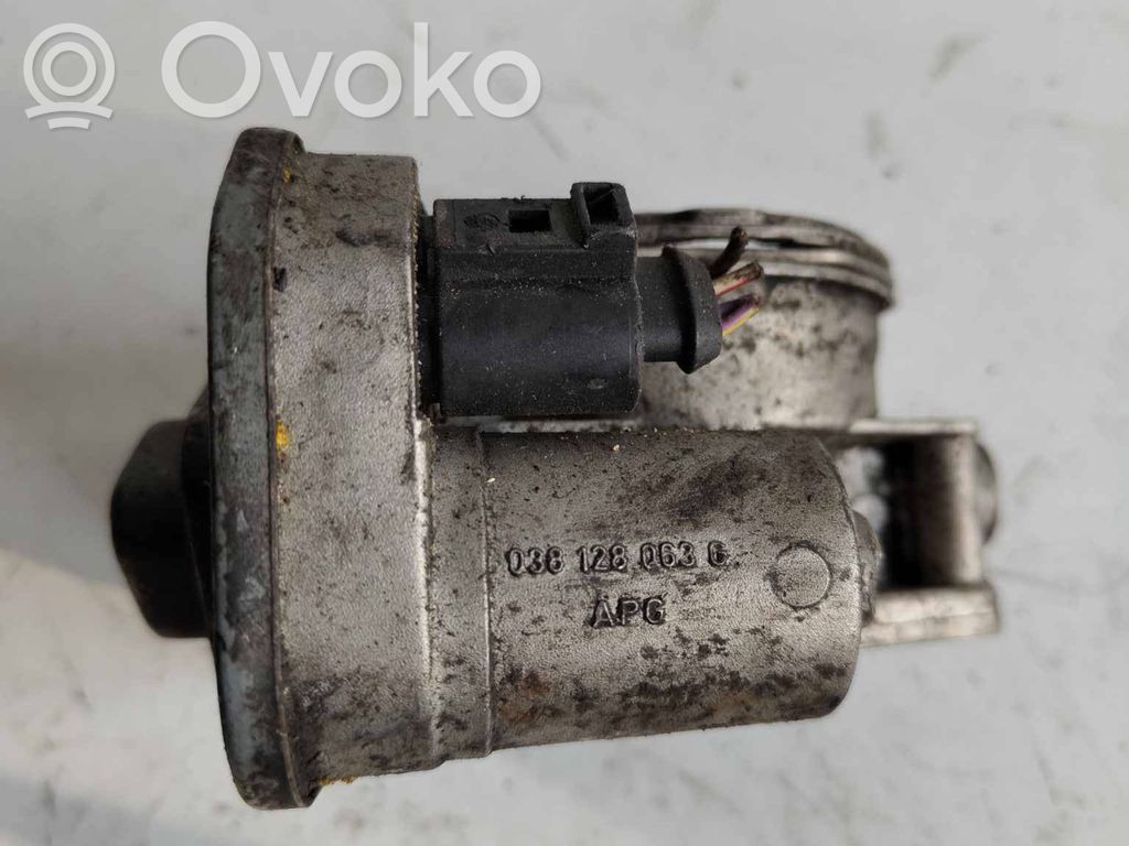 Volkswagen Touran I Throttle valve 