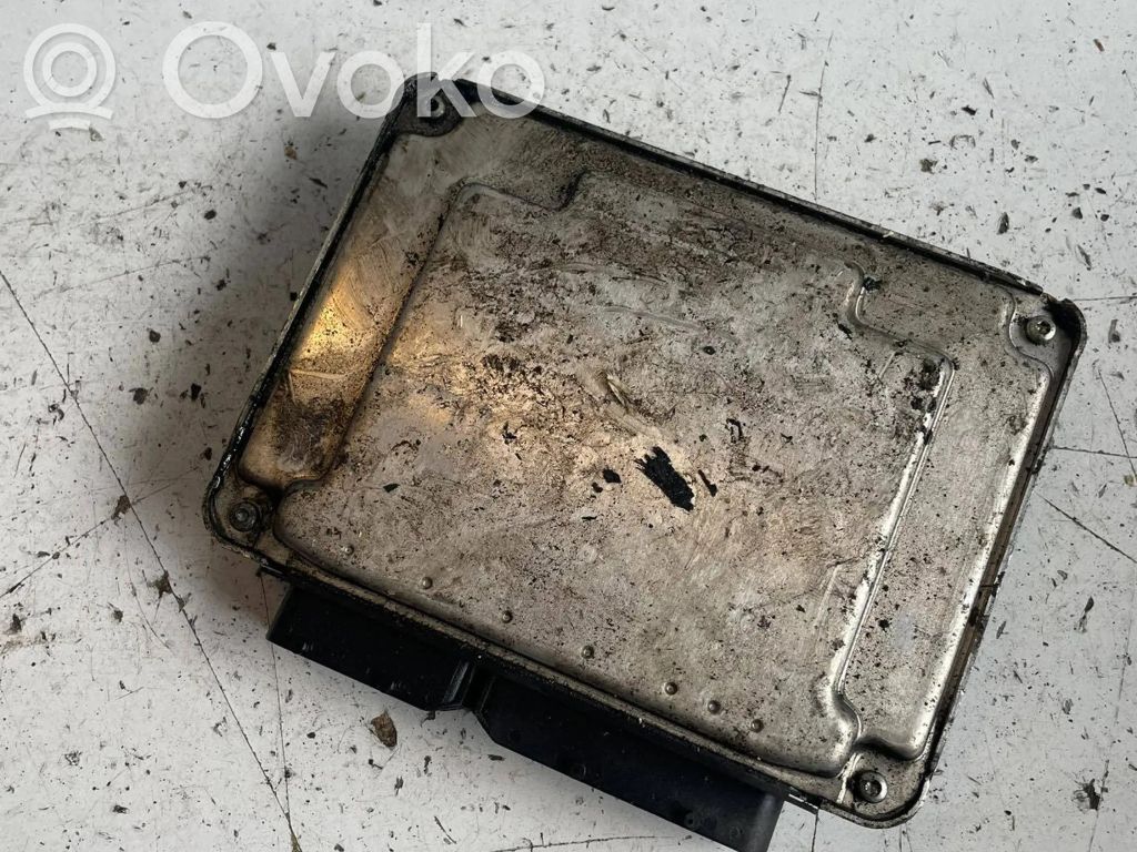 Skoda Octavia Mk1 (1U) Engine control unit/module 