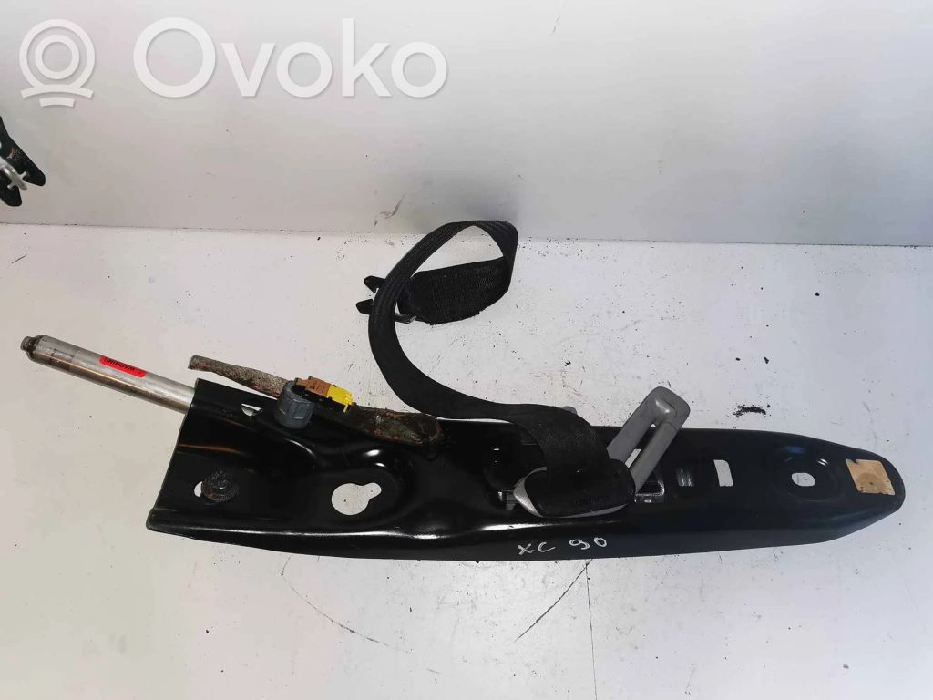 Volvo XC90 Cinturón delantero 