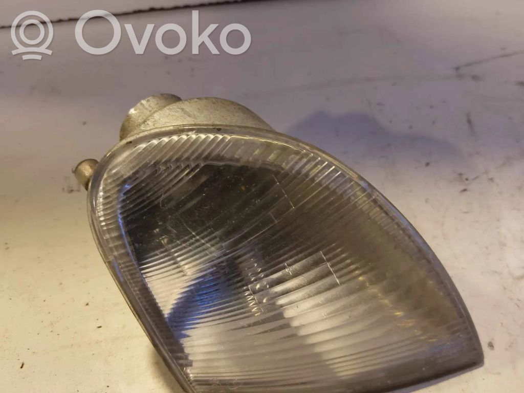 Citroen Berlingo Front indicator light 