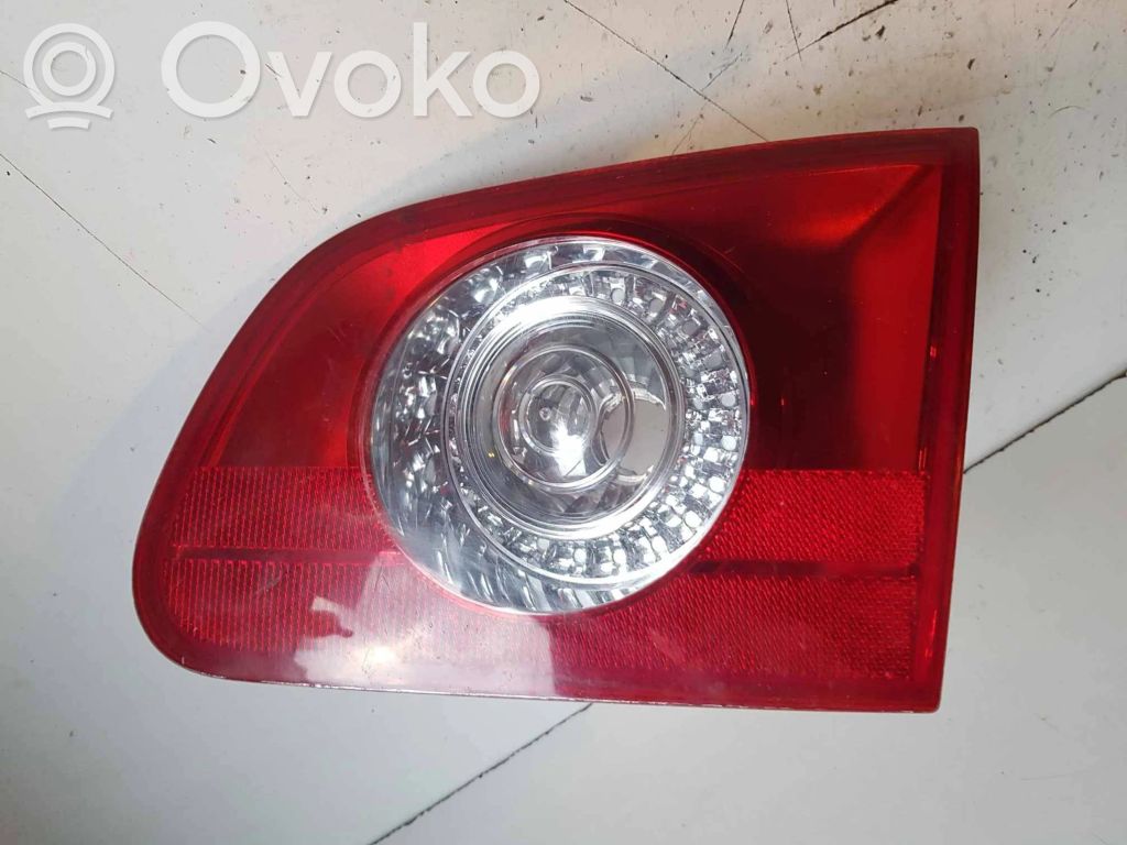 Volkswagen PASSAT B6 Tailgate rear/tail lights 