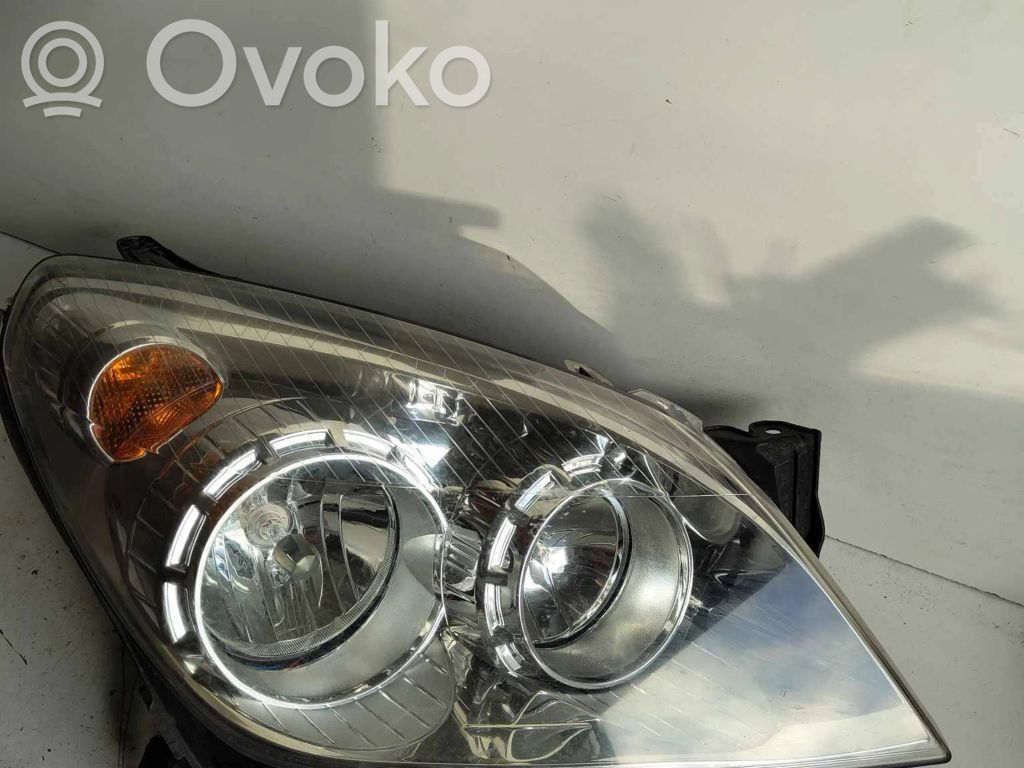 Opel Astra H Scheinwerfer 