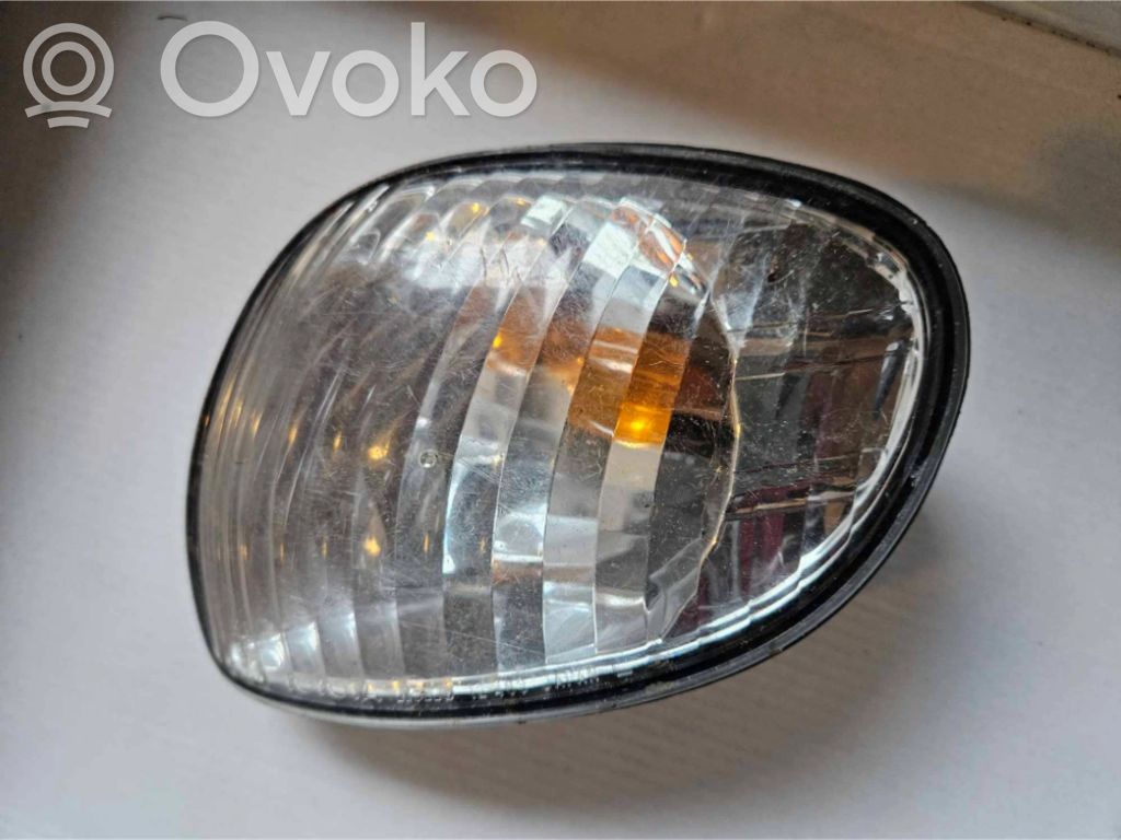 Toyota Corolla E110 Front indicator light 