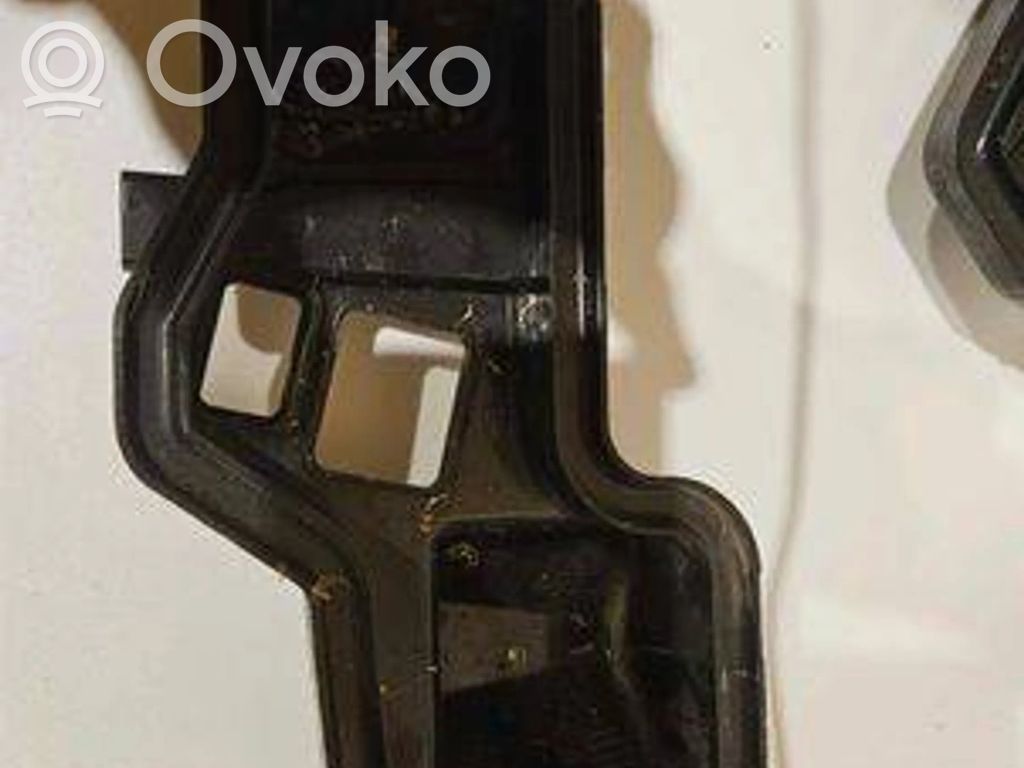 Audi A6 S6 C5 4B Headlight/headlamp dust cover 